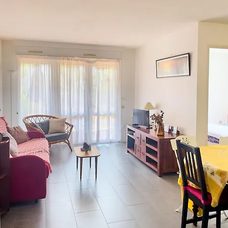 Apartment Avec Terrasse Pres De La La Teste-de-Buch